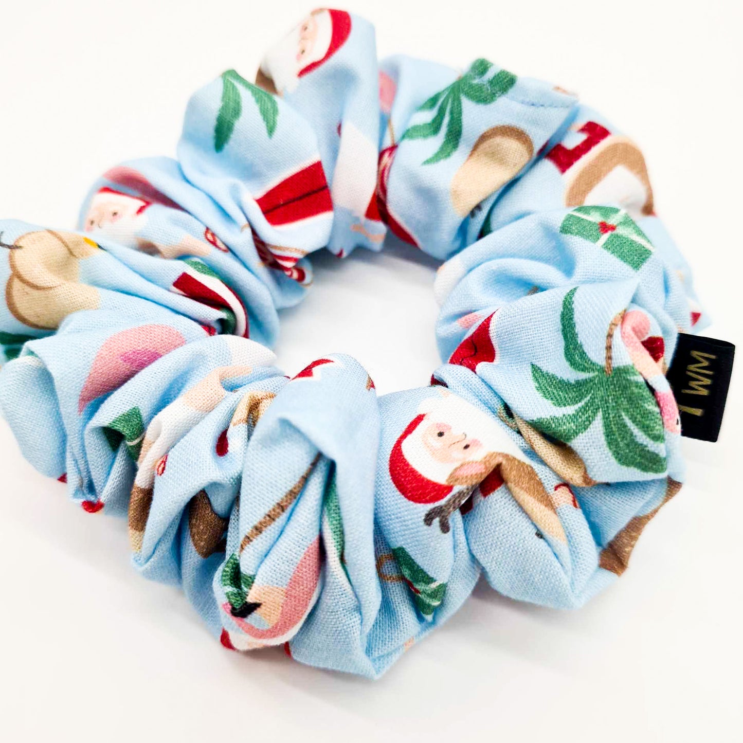 BEACHED SANTA - Medium